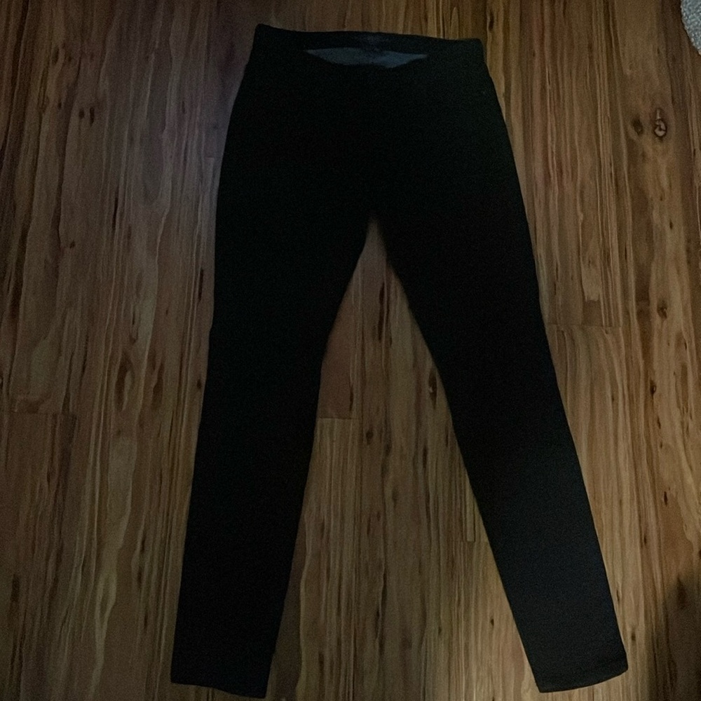NWOT Lucky brand black skinny jeans size 28